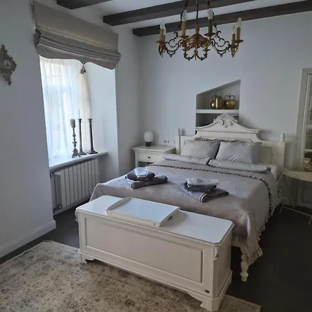 Uzupio Sparnai Lägenhet Vilnius